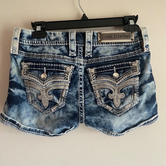 Rare Rock Revival Ena Shorts - Picture 4 of 11